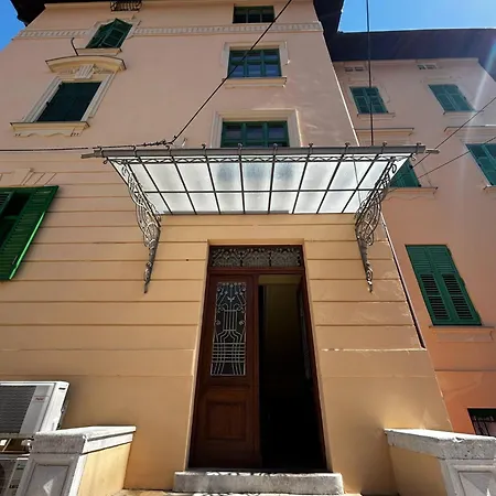 S Balkonom 10 Metara Od Mora Apartament Opatija