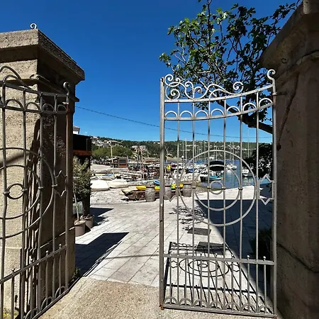 S Balkonom 10 Metara Od Mora オパティヤ