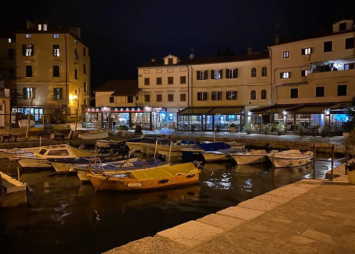 S Balkonom 10 Metara Od Mora Apartament Opatija