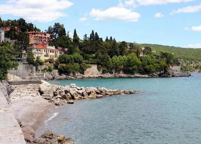 Apartamento S Balkonom 10 Metara Od Mora